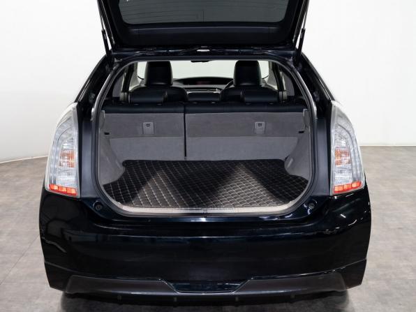 Toyota Prius III Рестайлинг (XW30) с пробегом 2012 года, цена 1 335 000 рублей, 164157 км, лифтбек, Автокод Объявления