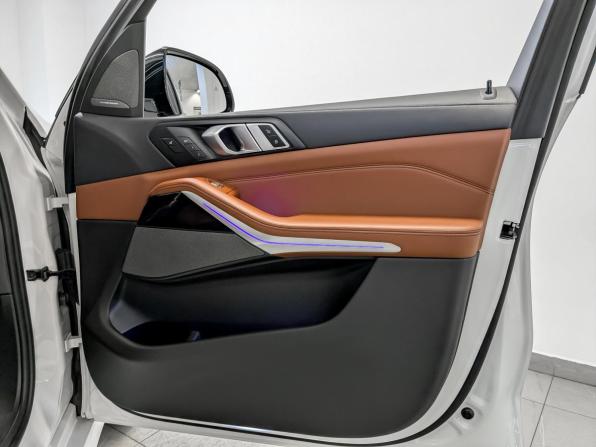 BMW X7 I (G07) Рестайлинг с пробегом 2023 года, цена 11 910 000 рублей, 68991 км, внедорожник, Автокод Объявления
