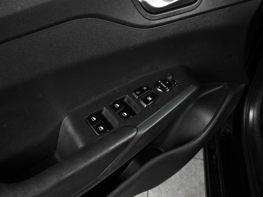 Hyundai Solaris II Рестайлинг Ростов-на-Дону  - изображение 15