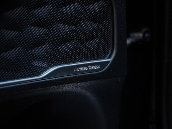 Hyundai Santa Fe IV Рестайлинг с пробегом 2021 года, цена 3 799 777 рублей, 76987 км, внедорожник, Автокод Объявления