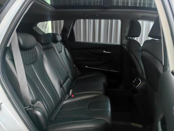 Hyundai Santa Fe IV с пробегом 2019 года, цена 2 925 000 рублей, 191629 км, внедорожник, Автокод Объявления