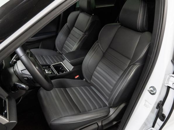 Mitsubishi Outlander IV с пробегом 2023 года, цена 3 600 000 рублей, 45475 км, внедорожник, Автокод Объявления