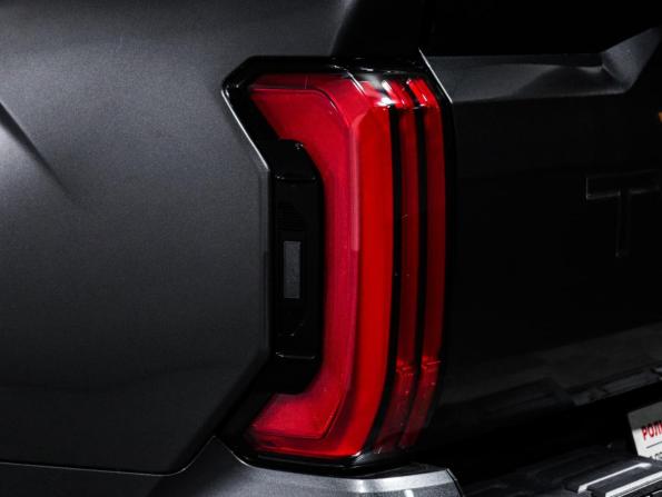 Toyota Tundra III с пробегом 2023 года, цена 10 300 000 рублей, 42040 км, offers.body_type.unknown, Автокод Объявления
