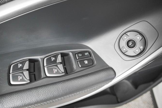 Hyundai Santa Fe III с пробегом 2014 года, цена 2 039 000 рублей, 266666 км, внедорожник, Автокод Объявления