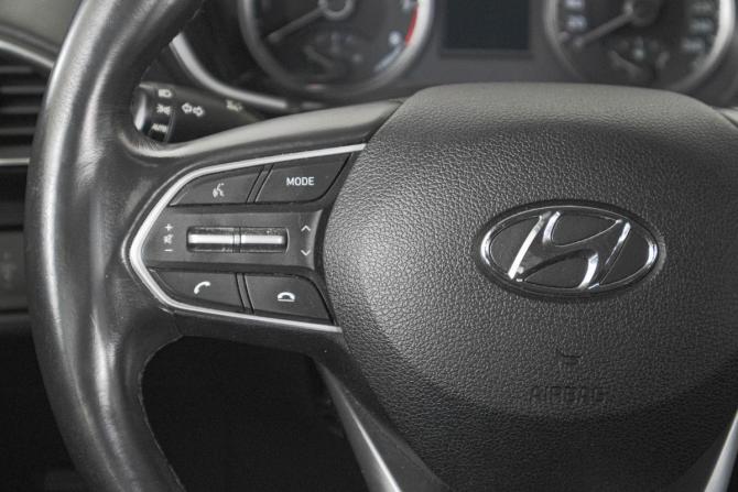 Hyundai Santa Fe IV с пробегом 2019 года, цена 2 999 000 рублей, 101174 км, внедорожник, Автокод Объявления