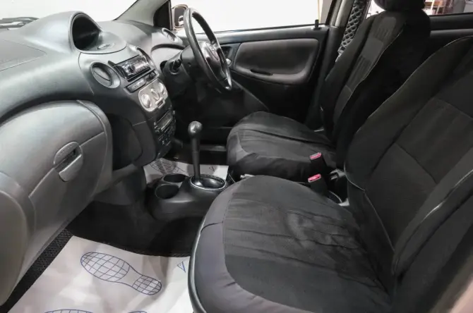 Toyota Vitz I (P10) с пробегом 2003 года, цена 259 000 рублей, 299000 км, хэтчбек, Автокод Объявления