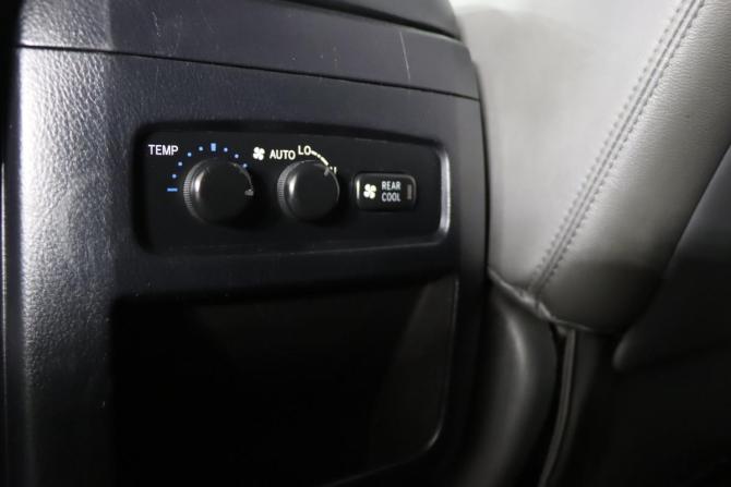 Toyota Land Cruiser Prado 120 Series с пробегом 2007 года, цена 1 939 990 рублей, 255330 км, внедорожник, Автокод Объявления