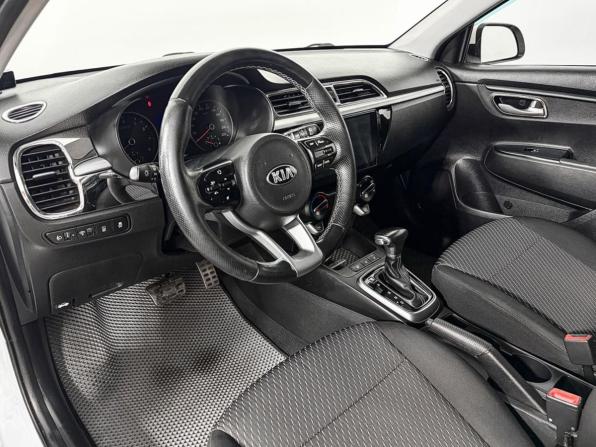 Kia Rio IV с пробегом 2018 года, цена 1 149 100 рублей, 139168 км, хэтчбек, Автокод Объявления