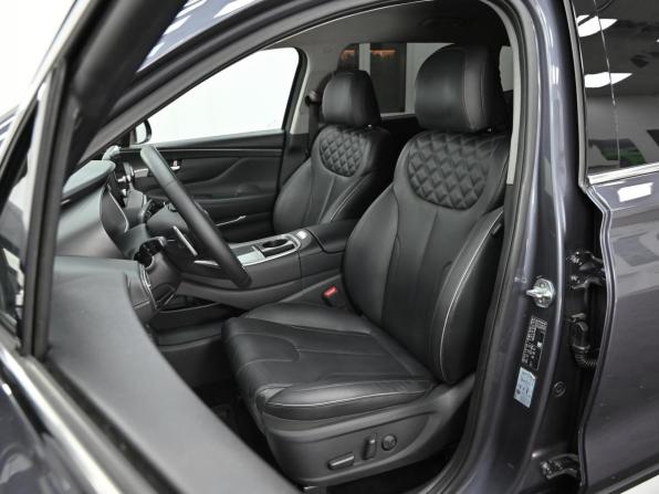 Hyundai Santa Fe IV Рестайлинг с пробегом 2021 года, цена 2 749 000 рублей, 117000 км, внедорожник, Автокод Объявления