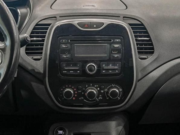 Renault Kaptur I с пробегом 2016 года, цена 1 320 000 рублей, 125442 км, внедорожник, Автокод Объявления