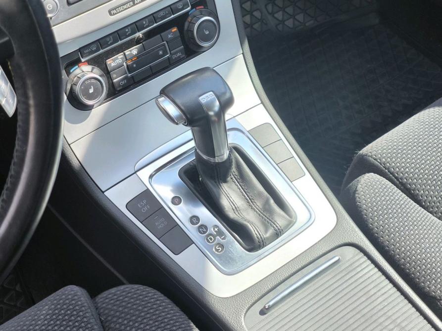 Volkswagen Passat B6 Санкт-Петербург  - изображение 12