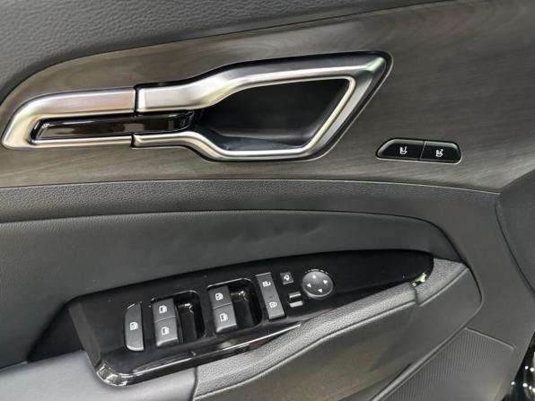 Kia Sportage V с пробегом 2023 года, цена 3 630 000 рублей, 62936 км, внедорожник, Автокод Объявления