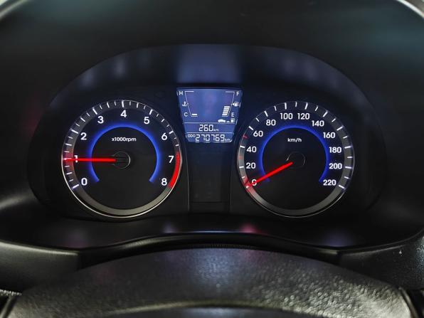 Hyundai Solaris I с пробегом 2012 года, цена 515 000 рублей, 270769 км, хэтчбек, Автокод Объявления
