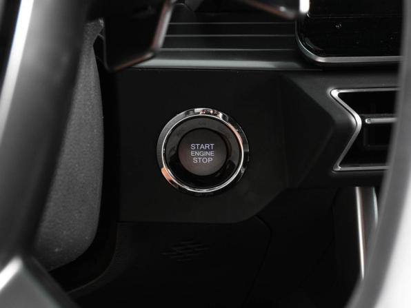 SsangYong Torres с пробегом 2023 года, цена 3 279 000 рублей, 24711 км, внедорожник, Автокод Объявления