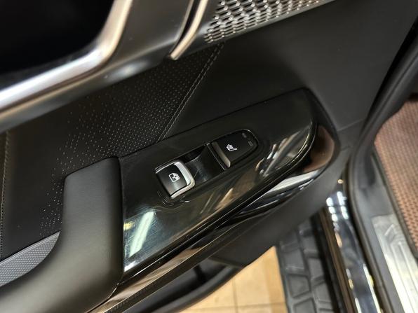 Kia Mohave I Рестайлинг 2 с пробегом 2021 года, цена 4 315 000 рублей, 144751 км, внедорожник, Автокод Объявления