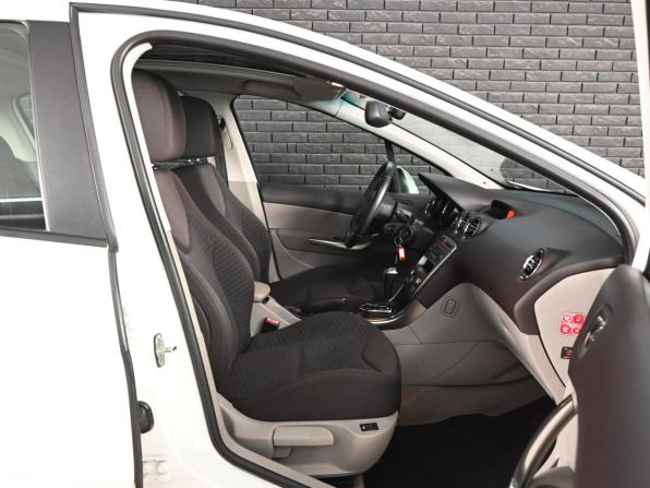 Peugeot 308 I с пробегом 2010 года, цена 580 000 рублей, 96396 км, хэтчбек, Автокод Объявления