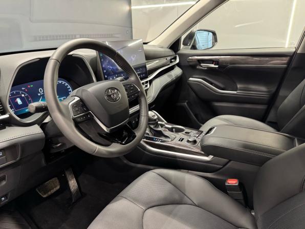 Toyota Highlander IV (XU70) с пробегом 2026 года, цена 5 500 000 рублей, 20 км, внедорожник, Автокод Объявления