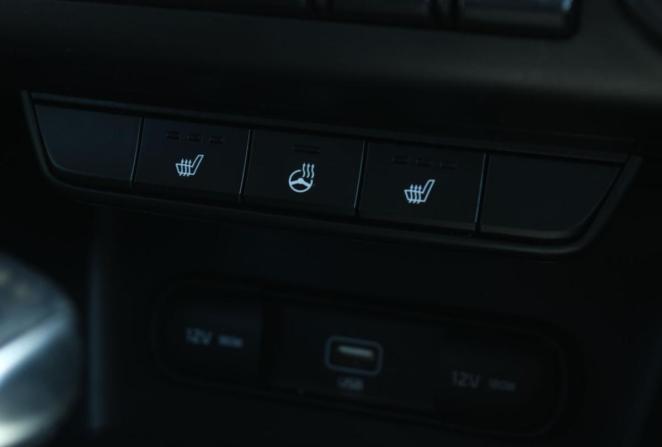 Kia Sportage IV Рестайлинг с пробегом 2021 года, цена 2 300 000 рублей, 135150 км, внедорожник, Автокод Объявления