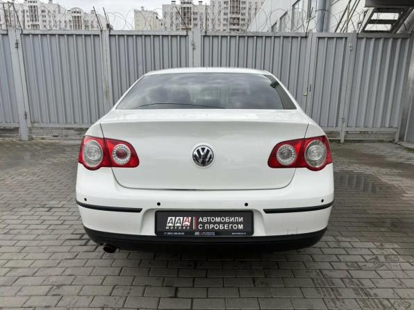 Volkswagen Passat B6 с пробегом 2008 года, цена 645 000 рублей, 293588 км, седан, Автокод Объявления