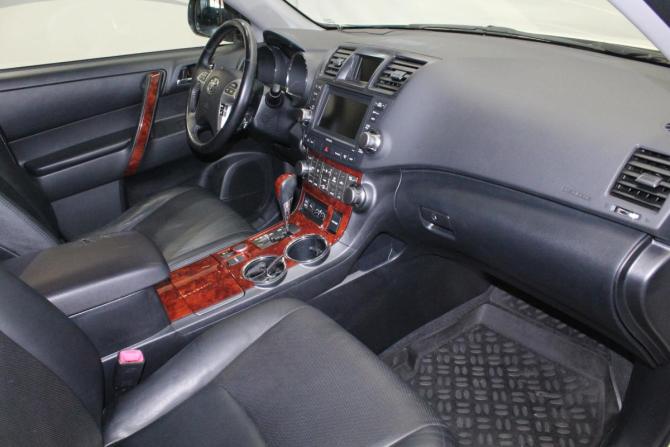 Toyota Highlander II (XU40) Рестайлинг с пробегом 2011 года, цена 2 149 000 рублей, 125218 км, внедорожник, Автокод Объявления