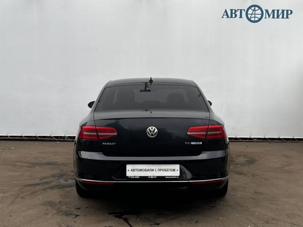 Volkswagen Passat B8 с пробегом 2016 года, цена 1 800 000 рублей, 117000 км, седан, Автокод Объявления