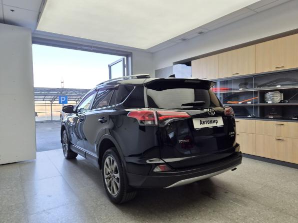 Toyota RAV4 IV (XA40) Рестайлинг с пробегом 2019 года, цена 2 950 000 рублей, 105000 км, внедорожник, Автокод Объявления