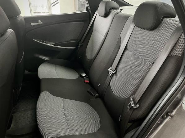 Hyundai Solaris I с пробегом 2011 года, цена 749 900 рублей, 175000 км, седан, Автокод Объявления