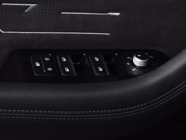 Geely Monjaro I с пробегом 2024 года, цена 3 399 999 рублей, 48842 км, внедорожник, Автокод Объявления