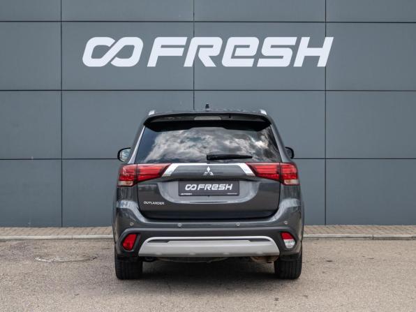Mitsubishi Outlander III Рестайлинг 3 с пробегом 2020 года, цена 2 340 000 рублей, 101432 км, внедорожник, Автокод Объявления