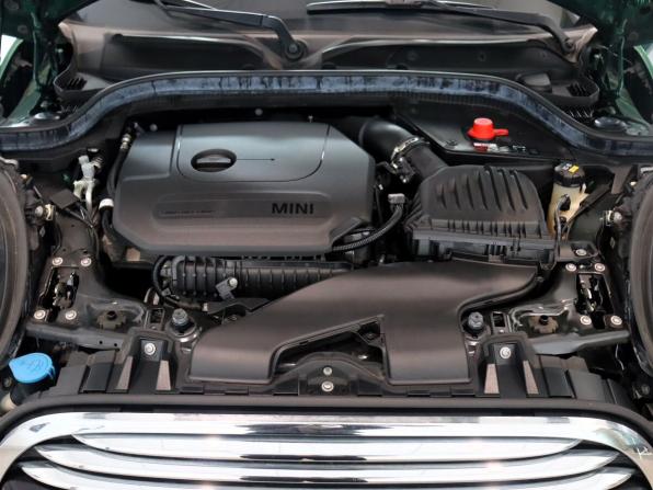 Mini Cabrio III Рестайлинг с пробегом 2020 года, цена 2 350 000 рублей, 83332 км, кабриолет, Автокод Объявления