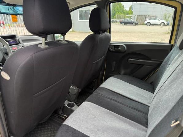 Fiat Panda II с пробегом 2008 года, цена 288 000 рублей, 218756 км, хэтчбек, Автокод Объявления