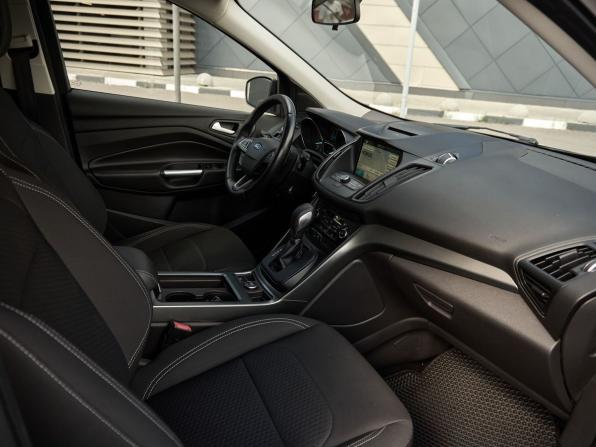 Ford Kuga II Рестайлинг с пробегом 2018 года, цена 1 694 000 рублей, 140440 км, внедорожник, Автокод Объявления