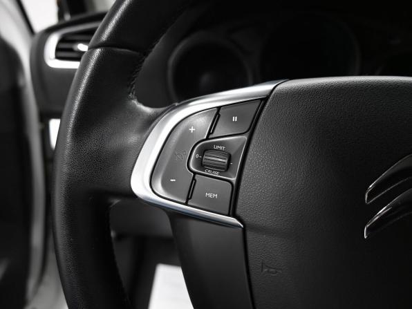 Citroen C4 II Рестайлинг с пробегом 2016 года, цена 895 000 рублей, 195479 км, седан, Автокод Объявления