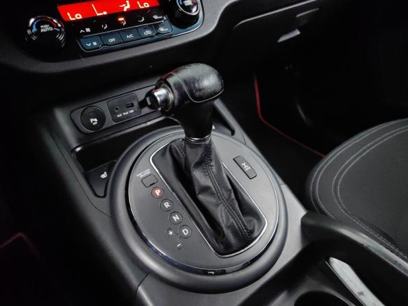 Kia Sportage III с пробегом 2012 года, цена 1 081 000 рублей, 299000 км, внедорожник, Автокод Объявления