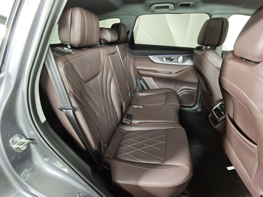 Chery Tiggo 8 Pro Plug-in Hybrid Москва  - изображение 15
