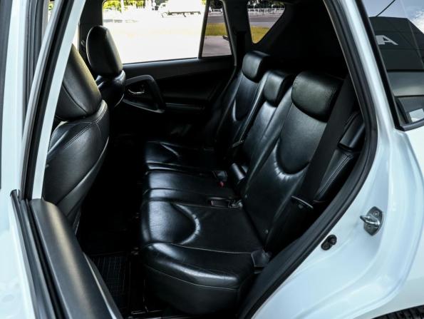 Toyota RAV4 III (XA30) Рестайлинг с пробегом 2012 года, цена 1 650 000 рублей, 116208 км, внедорожник, Автокод Объявления