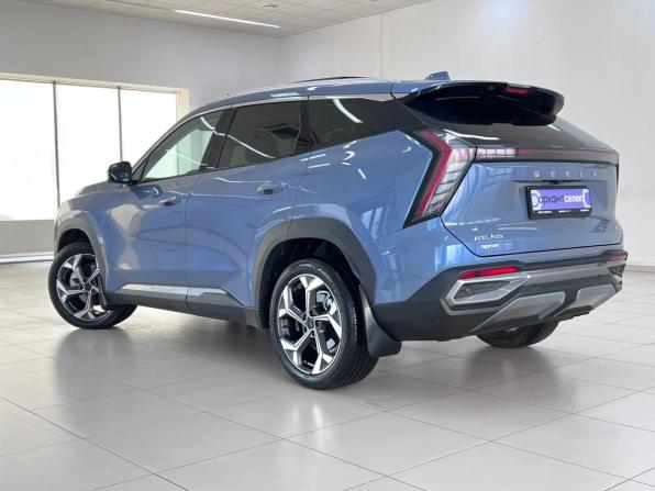 Geely Atlas II с пробегом 2025 года, цена 3 200 000 рублей, 12837 км, внедорожник, Автокод Объявления