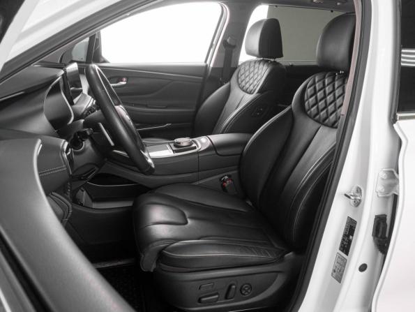 Hyundai Santa Fe IV Рестайлинг с пробегом 2023 года, цена 4 649 000 рублей, 20300 км, внедорожник, Автокод Объявления