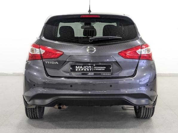 Nissan Tiida II с пробегом 2015 года, цена 1 199 000 рублей, 70213 км, хэтчбек, Автокод Объявления