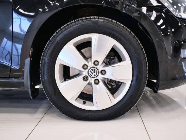 Volkswagen Golf VII с пробегом 2014 года, цена 963 000 рублей, 80211 км, хэтчбек, Автокод Объявления