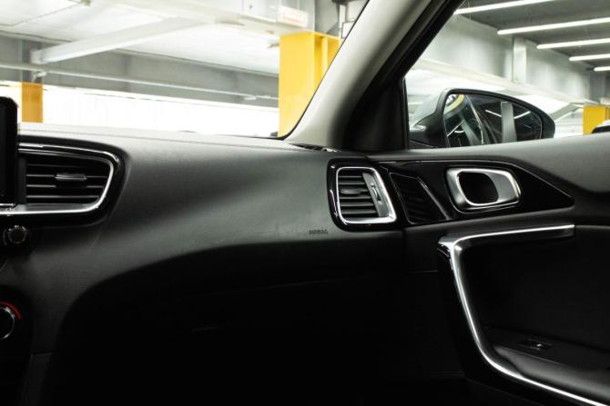 Kia Ceed III с пробегом 2019 года, цена 1 749 000 рублей, 117061 км, универсал, Автокод Объявления