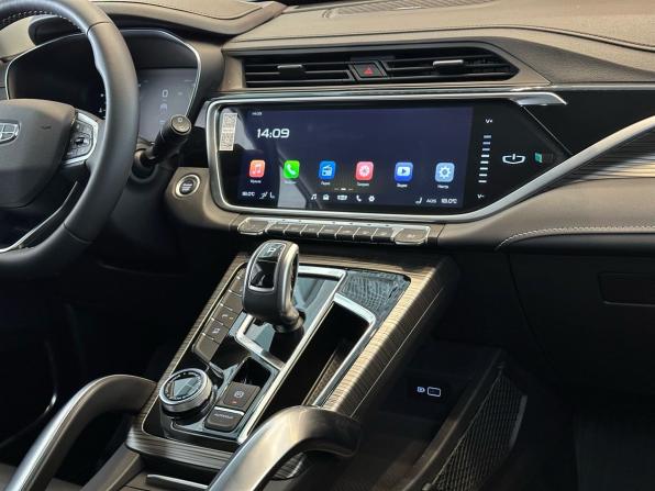 Geely Atlas Pro с пробегом 2024 года, цена 2 399 000 рублей, 8512 км, внедорожник, Автокод Объявления
