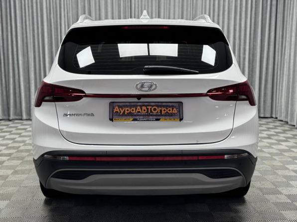 Hyundai Santa Fe IV Рестайлинг с пробегом 2022 года, цена 2 600 000 рублей, 121419 км, внедорожник, Автокод Объявления