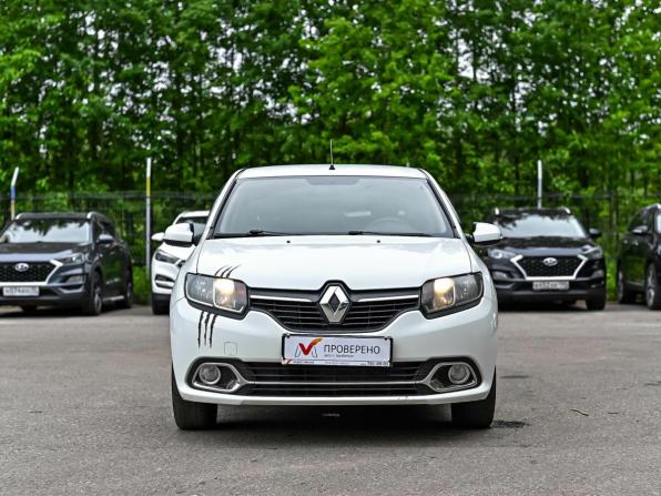 Renault Logan II с пробегом 2017 года, цена 750 000 рублей, 134808 км, седан, Автокод Объявления