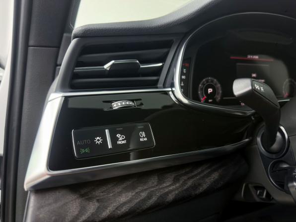 Audi Q7 II (4M) Рестайлинг 2 с пробегом 2024 года, цена 7 999 000 рублей, 31257 км, внедорожник, Автокод Объявления