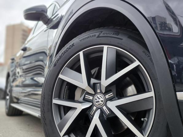 Volkswagen Touareg III с пробегом 2019 года, цена 4 490 000 рублей, 162500 км, внедорожник, Автокод Объявления