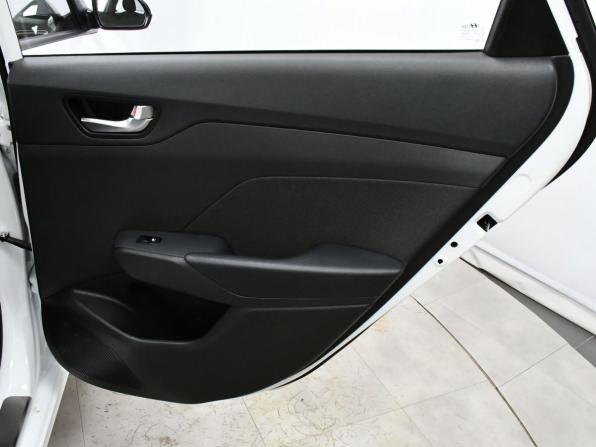Hyundai Solaris II Рестайлинг с пробегом 2022 года, цена 1 767 000 рублей, 22668 км, седан, Автокод Объявления