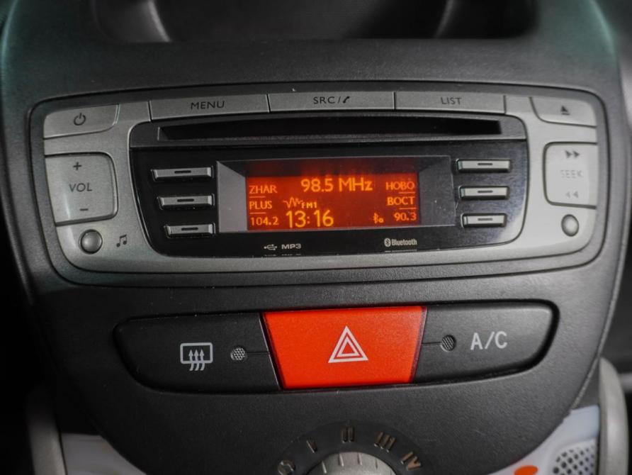 Peugeot 107 I Рестайлинг 2 Воронеж  - изображение 12