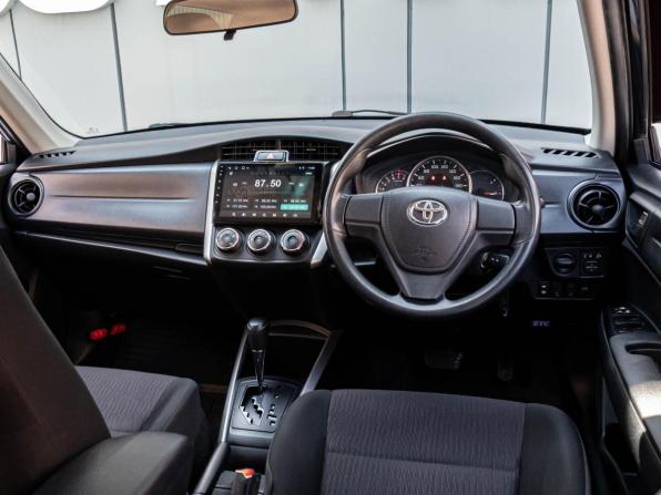 Toyota Corolla XI (E160 E170) Рестайлинг 2 с пробегом 2018 года, цена 1 180 000 рублей, 171766 км, универсал, Автокод Объявления