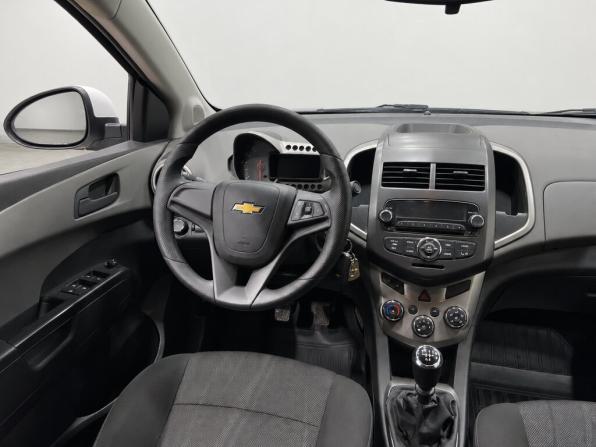 Chevrolet Aveo II с пробегом 2015 года, цена 649 000 рублей, 152000 км, седан, Автокод Объявления